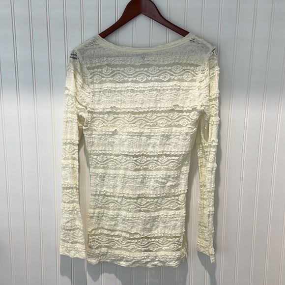 Express Burnout Lace Top - Picture 3 of 7